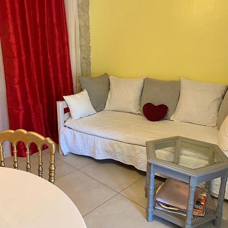 Apartament Dependance Privee - Halte Route Le Thor Zewnętrze zdjęcie