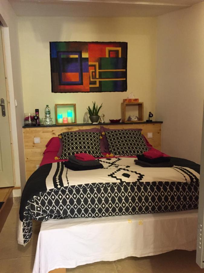 Apartament Dependance Privee - Halte Route Le Thor Zewnętrze zdjęcie